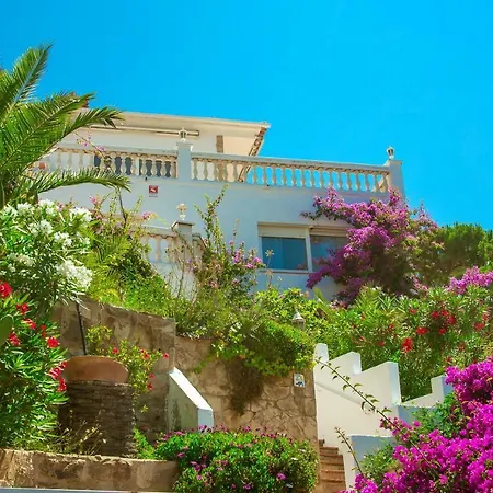 Homeholidaysrentals Loisir *